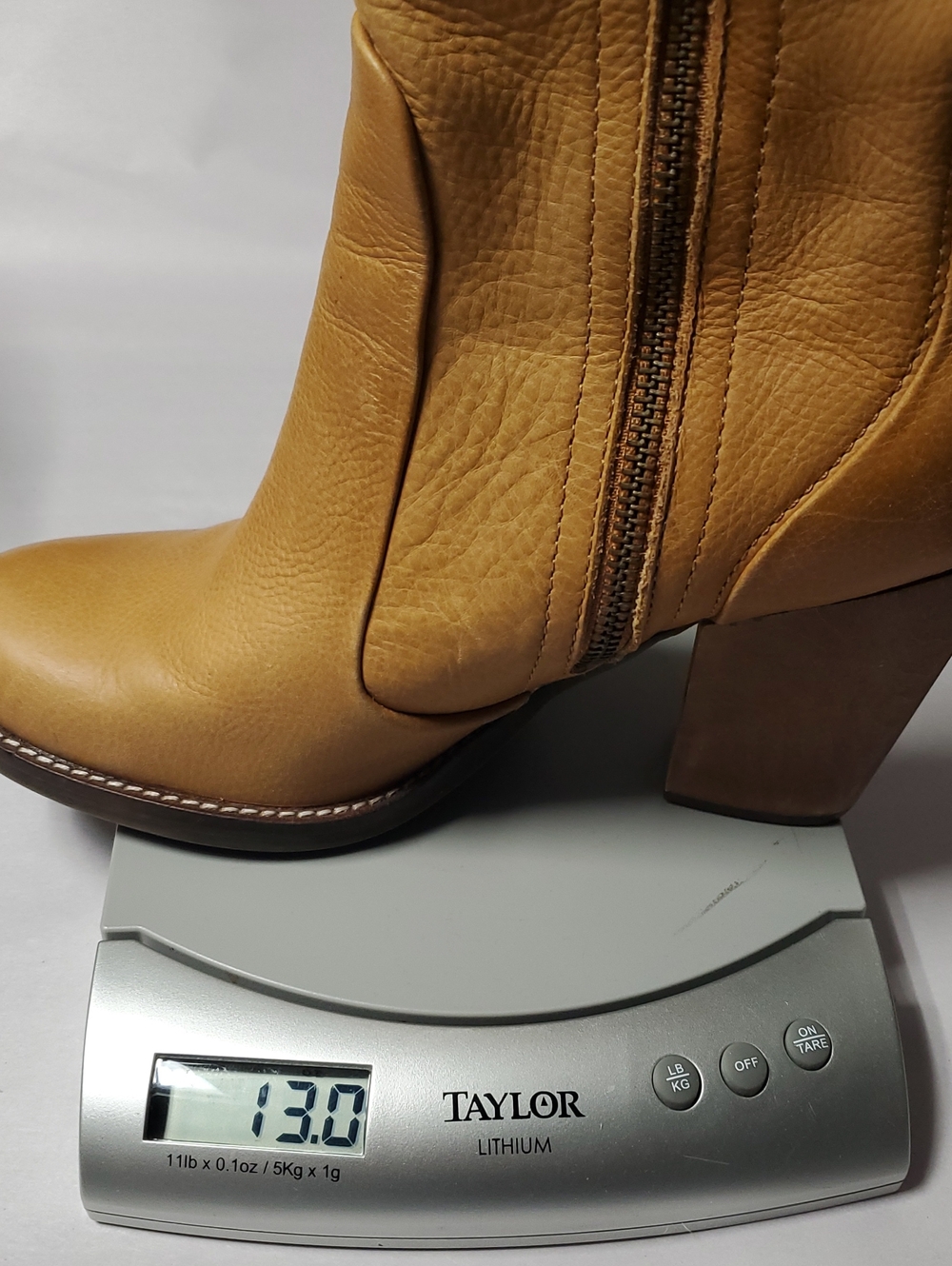 Latigo FRIENDS Tan Leather Block Heel Booties Size 7.5 BoHo 70s Western Romance - Picture 16 of 16